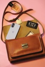 Ode d’Oro Classic Leather Satchel- Tan - Image 3